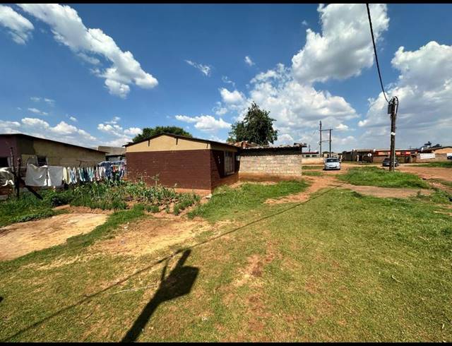 4 BEDROOM HOUSE FOR SALE IN RONDEBULT